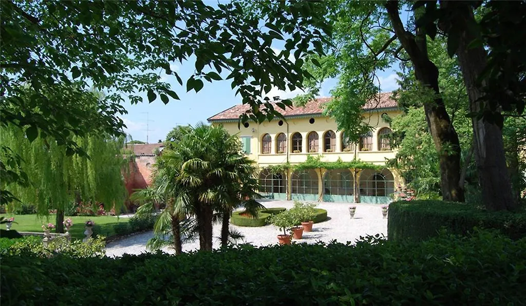 Villa Avesani Pastrengo Italië